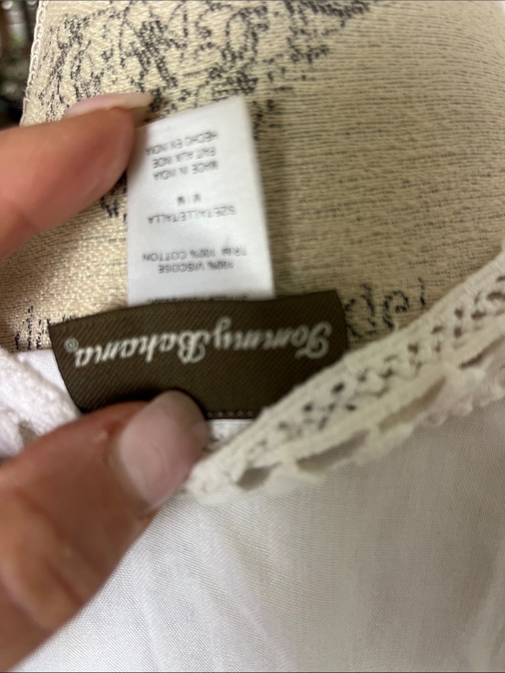 EUC Tommy Bahama white rayon and cotton lace trim swim cover-up medium - Picture 7 of 9